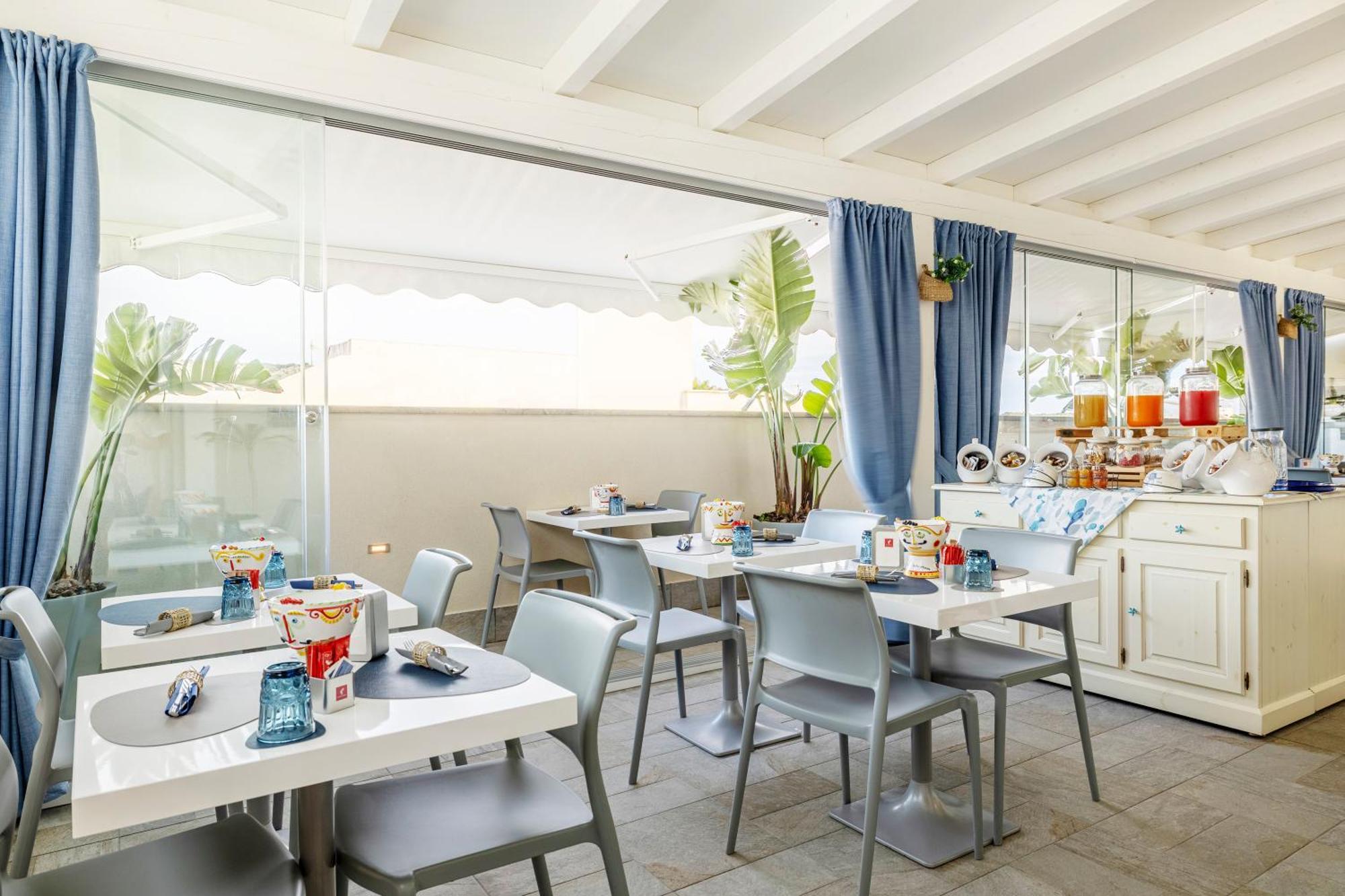 Hotel Soffio D'Estate ซานวิโต โลคาโป ภายนอก รูปภาพ