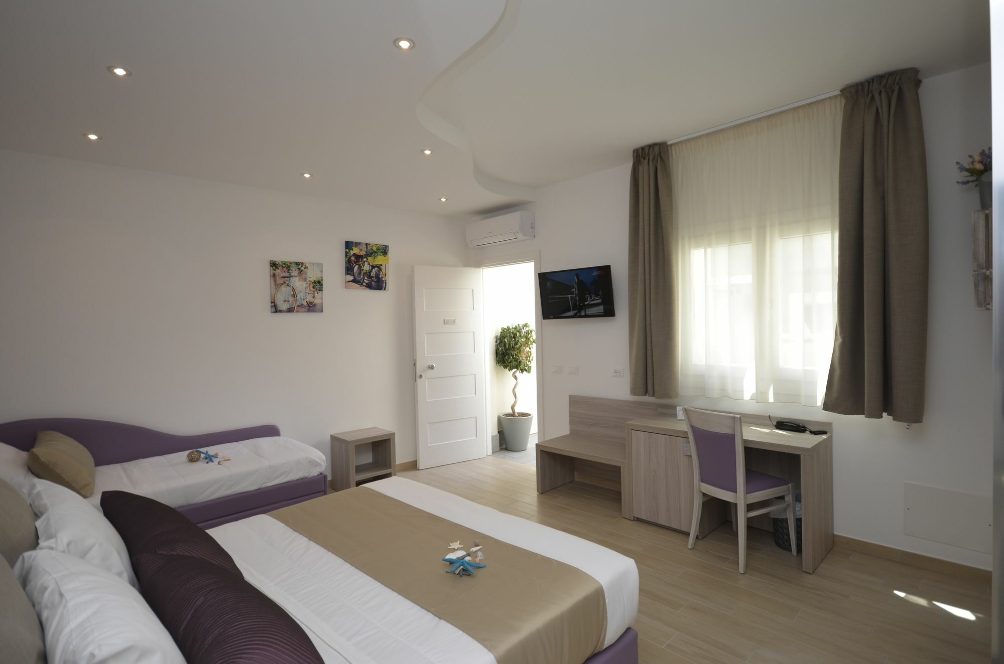 Hotel Soffio D'Estate ซานวิโต โลคาโป ภายนอก รูปภาพ